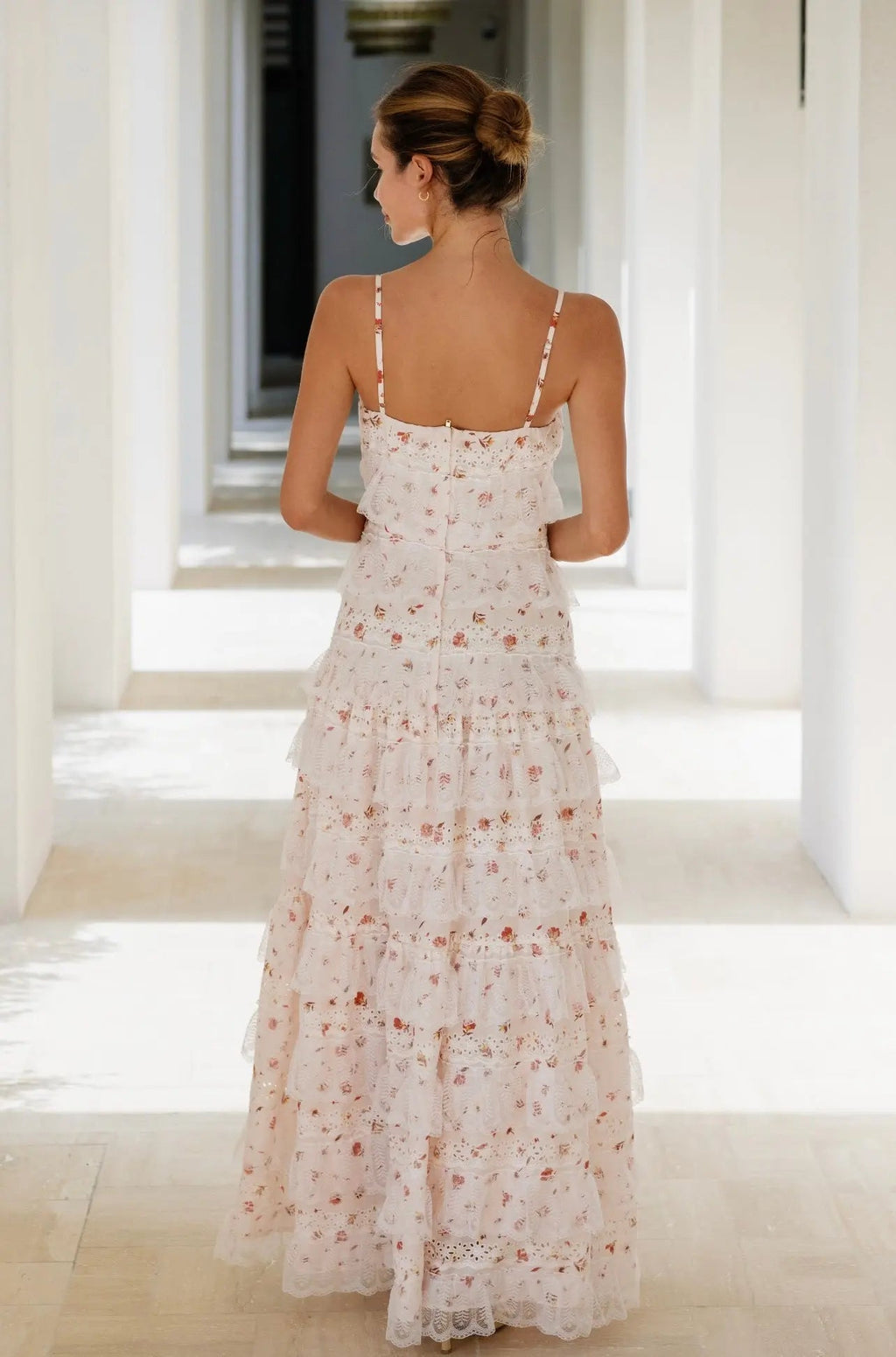 Floral Lace Tiered Spaghetti Strap Cake Maxi Dress