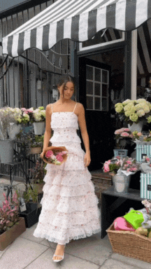 Floral Lace Tiered Spaghetti Strap Cake Maxi Dress
